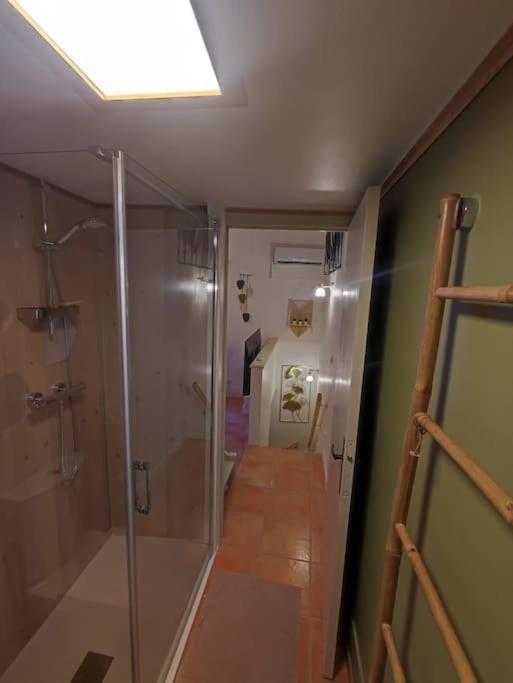 Appartement Cosy 2/4 Personnes La Roquebrussanne Eksteriør billede