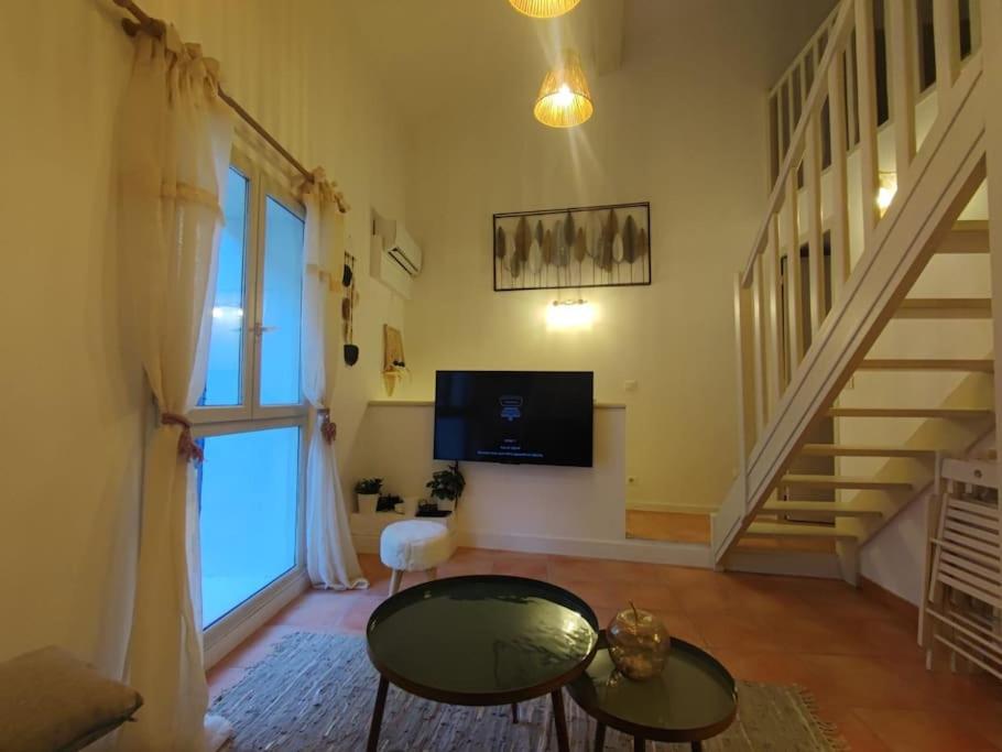Appartement Cosy 2/4 Personnes La Roquebrussanne Eksteriør billede